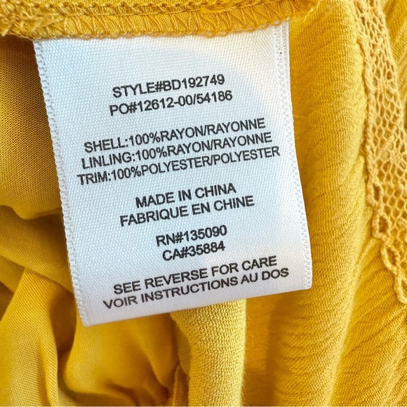 Black Swan Women’s Mustard Yellow Tiered Flowy Maxi with Lace Dress Size Small - Picture 13 of 14